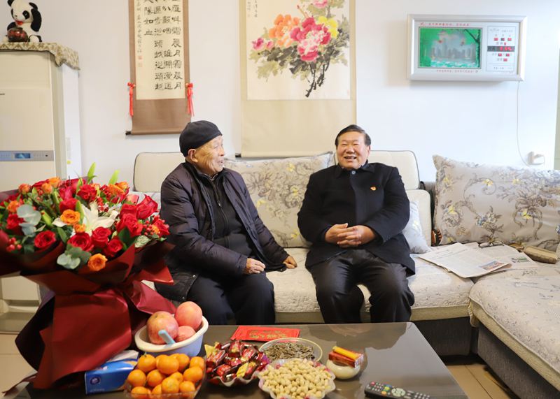 说明: https://www.xyafu.edu.cn/__local/0/E0/9B/273F5023FF57F49C0F5F810BCAD_99DAEBF7_15F6E.jpg