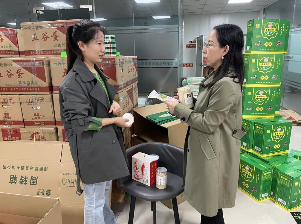 37af8214225ae3668b1866711a6dc42e 37af8214225ae3668b1866711a6dc42e